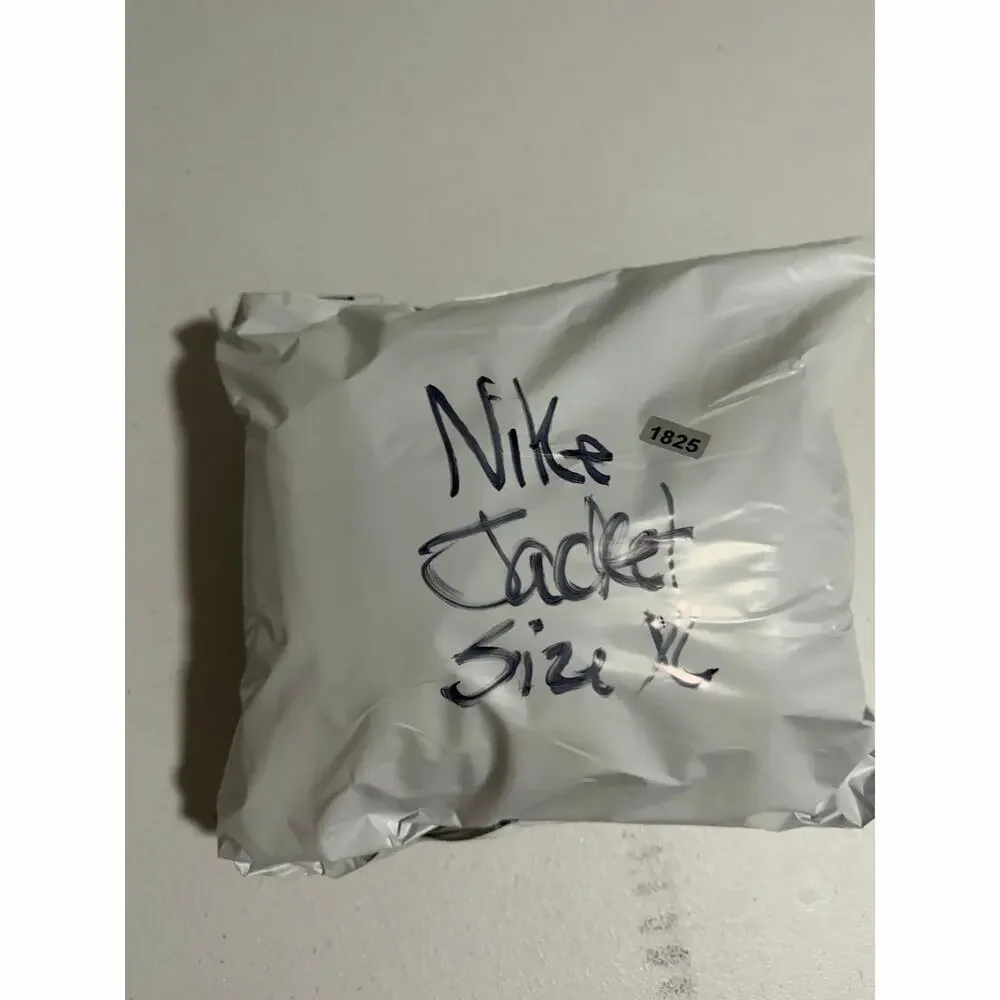 Nike Sportswear Full Zip Hoodie Youth Size XL Olive Camo Colorblock